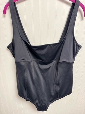 Skims Sculpting Swim Tank One Piece NWT 2X Black